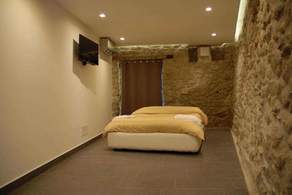 Yuba - Aragon Home Holiday Montalbano Elicona Exterior foto